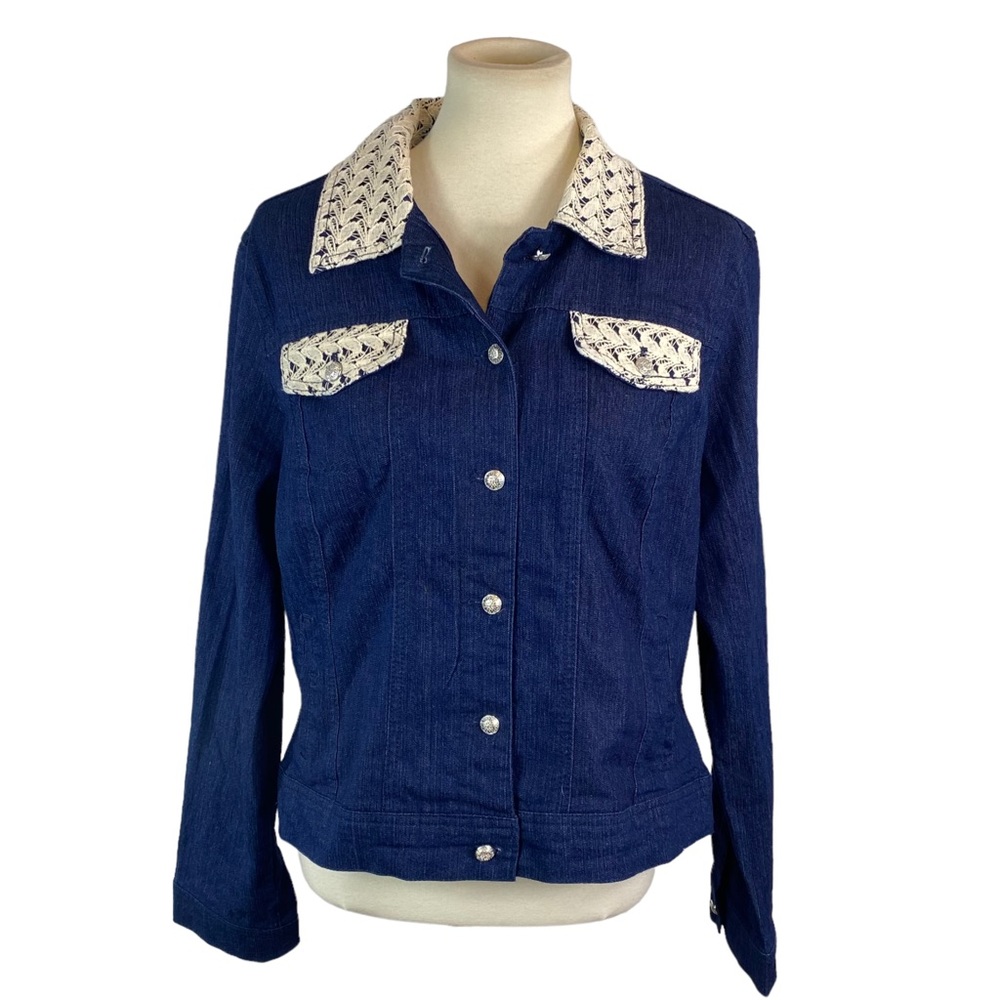 Woman’s OSO Casuals jean jacket size XL